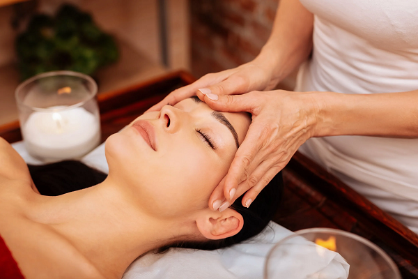 Face Massage nbw 1